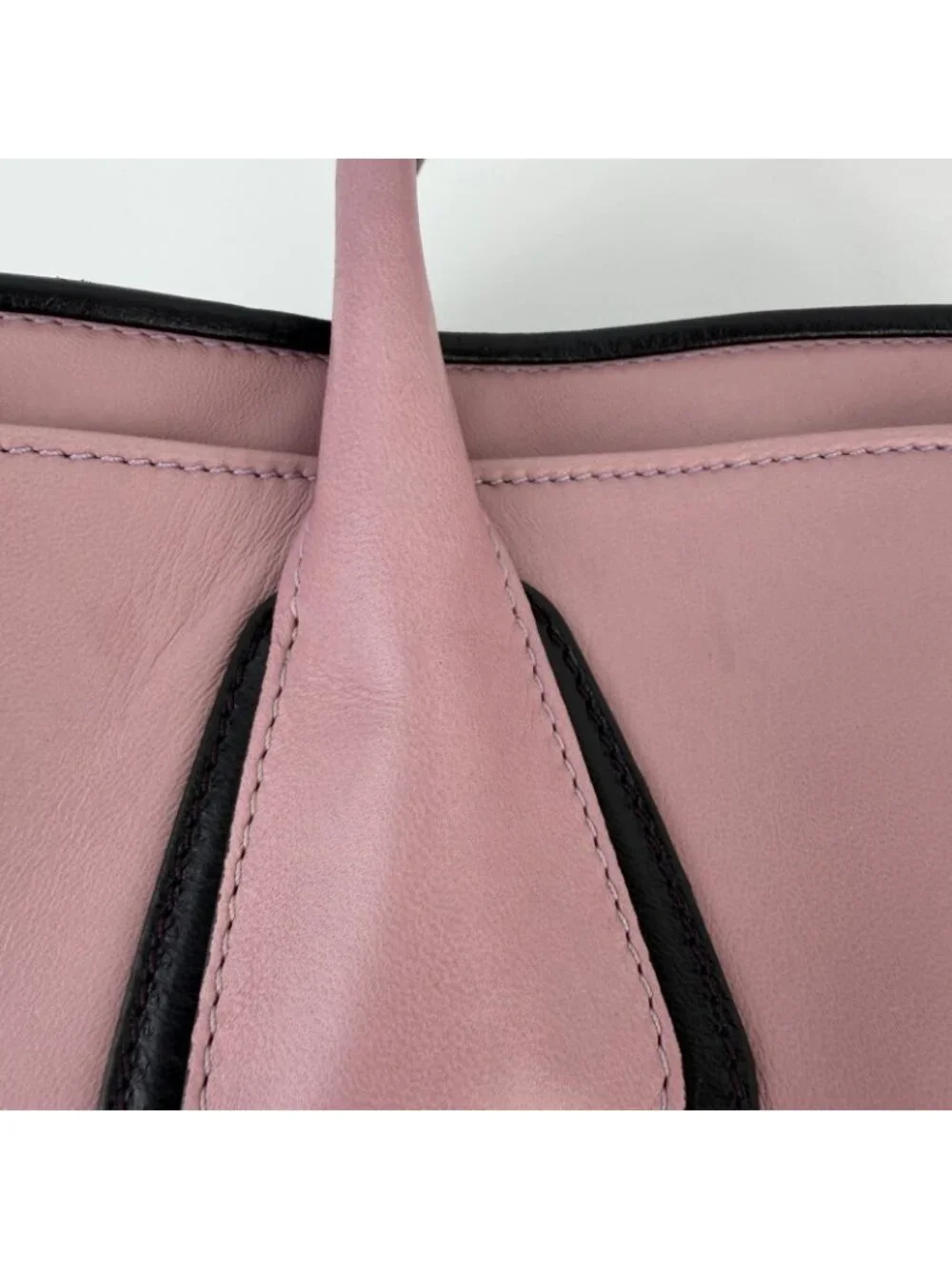 ★SOLD★ Chanel CC Logo Tote Pink Leather Vintage - Picture 14 of 15